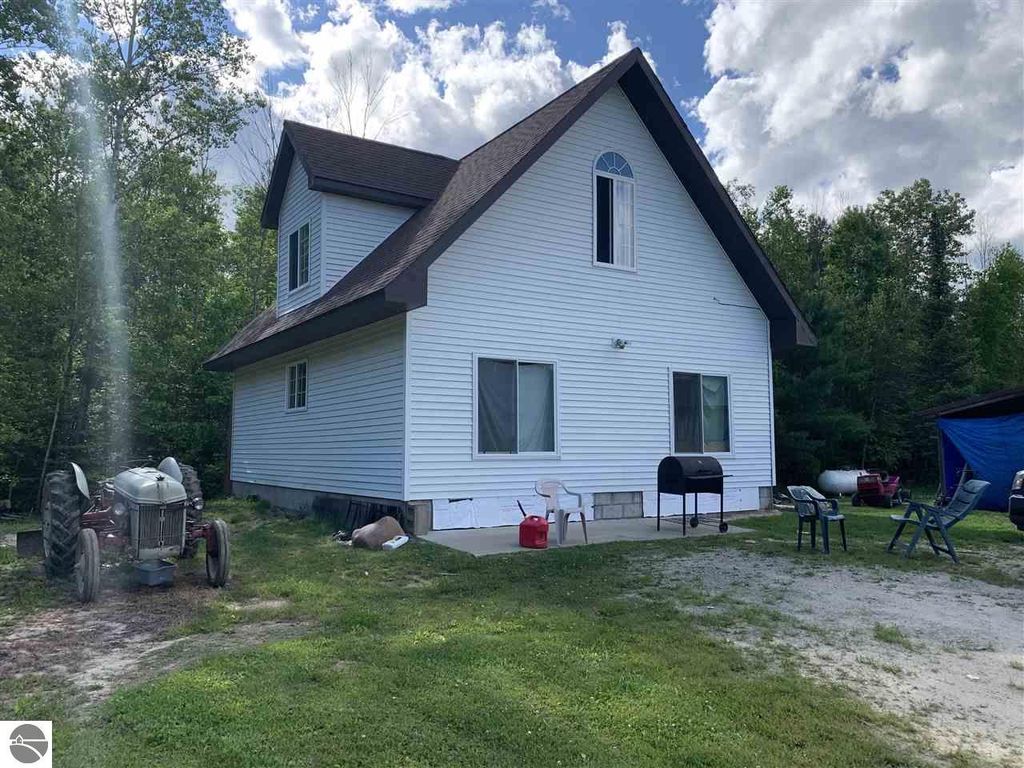 5771 M 65, Hale, MI 48739