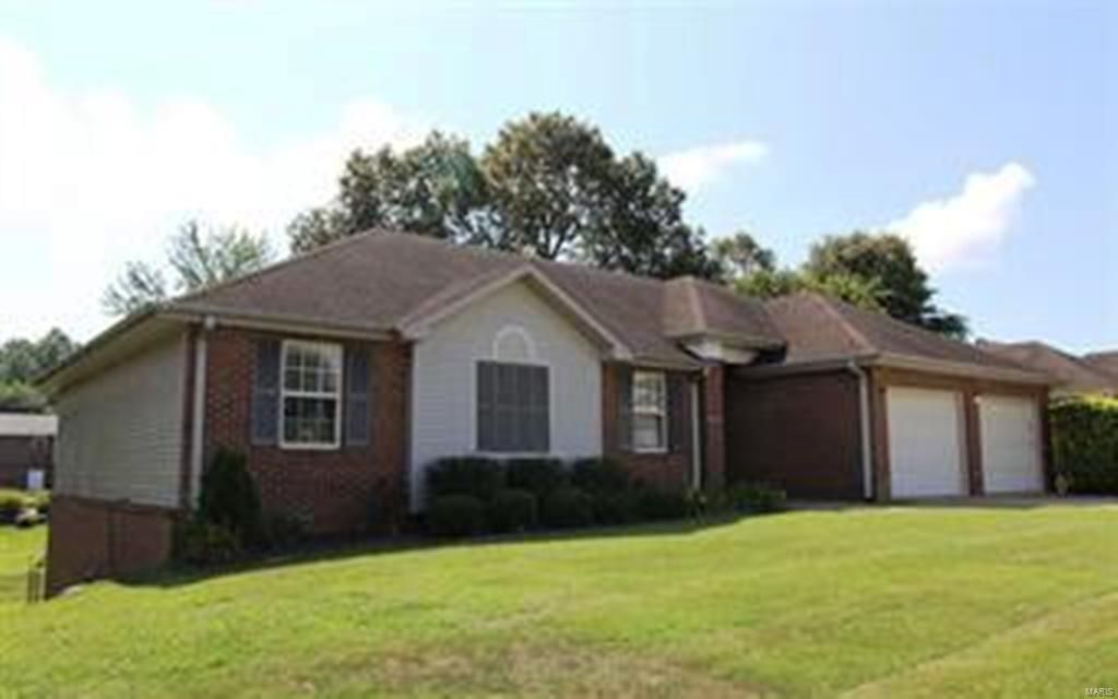 2524 Stone Ridge Dr, Poplar Bluff, MO 63901