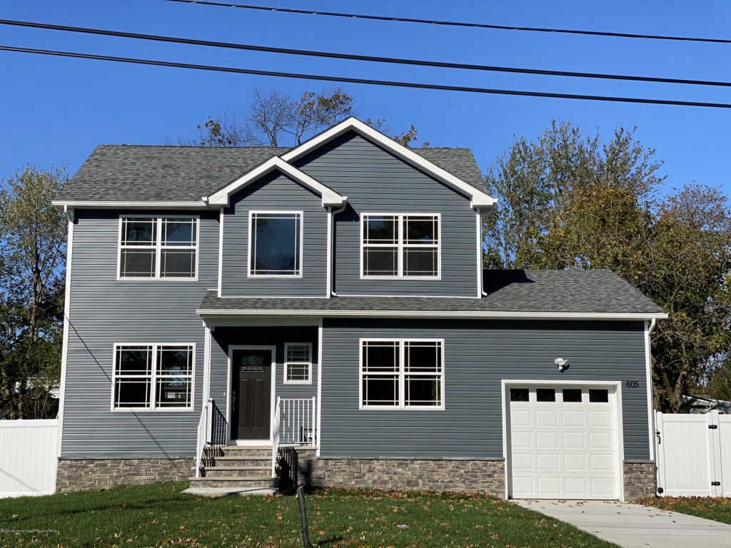 605 Poplar Street, Lakehurst, NJ 08733 3 Bed, 3 Bath SingleFamily