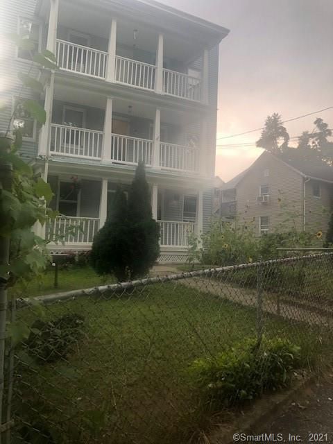 87 Green St, Waterbury, CT 06708