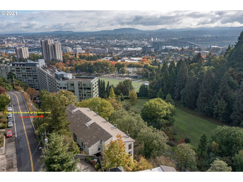 830 SW Broadway Dr #2, Portland, OR 97201