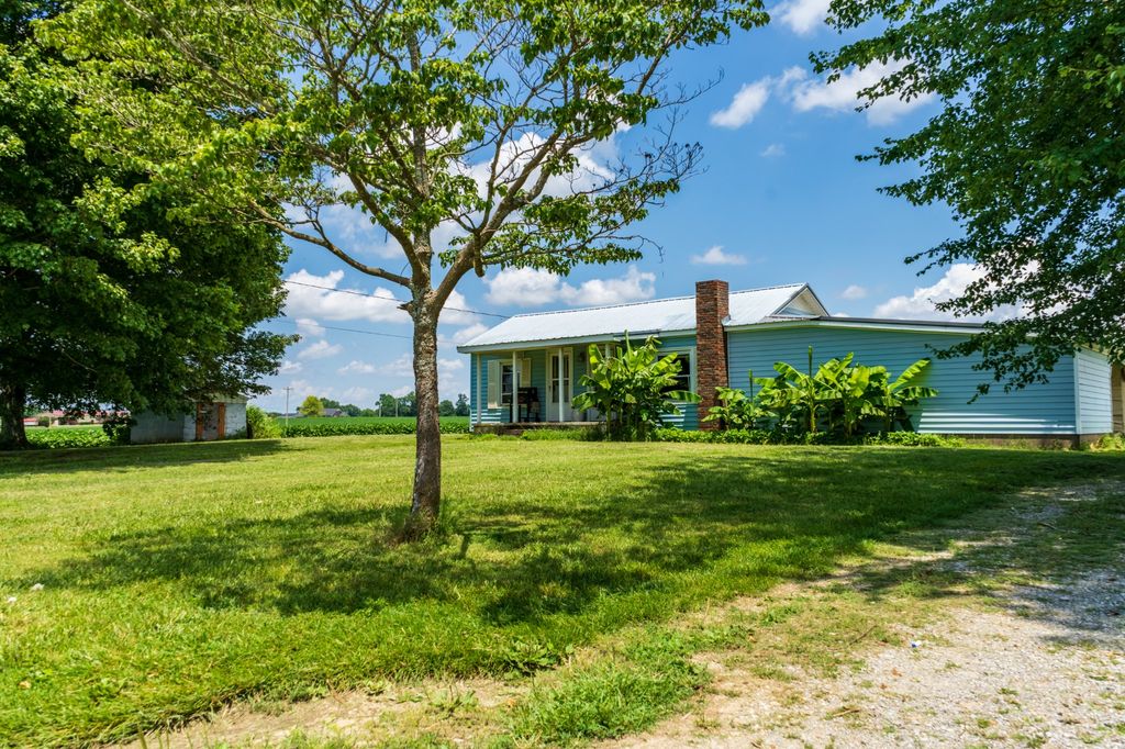 85 Greasy Cove Rd, Huntland, TN 37345 See Estimated Value