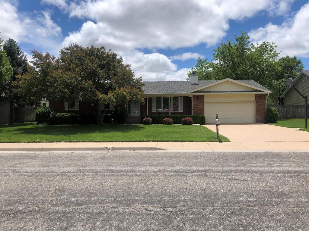 5921 Broadway Ave, Great Bend, KS 67530 Trulia