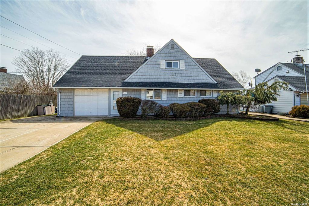 9 Dome Ln, Wantagh, NY 11793 Trulia