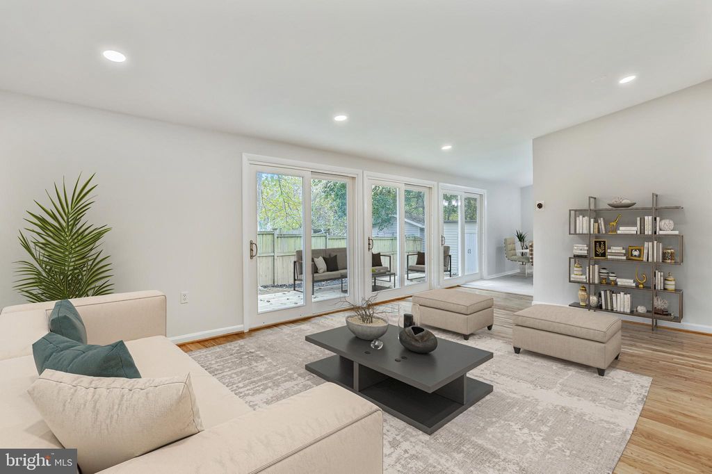 5110 Adrian St, Rockville, MD 20853