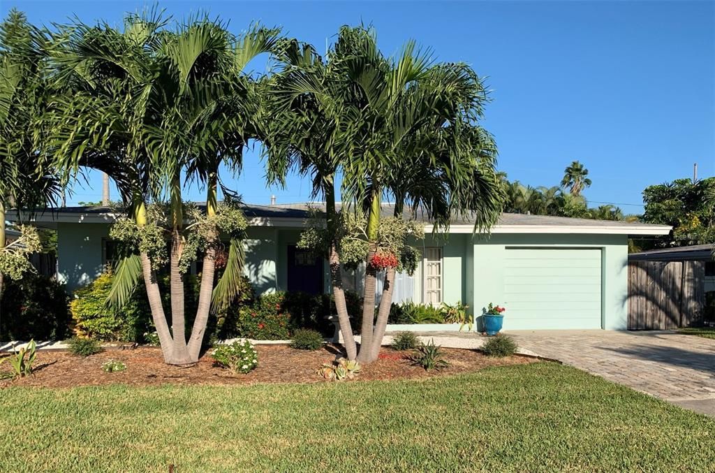 304 160th Ter, Redington Beach, FL 33708