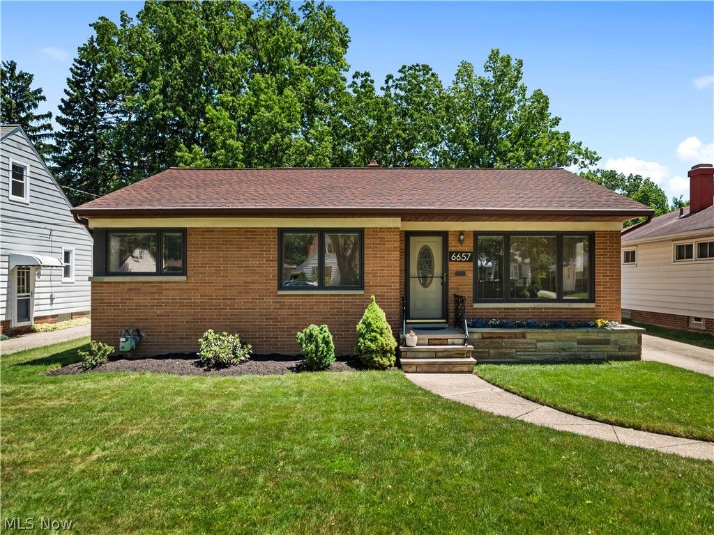 6657 Fernhurst Ave, Parma Heights, OH 44130 Trulia