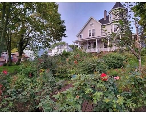 793 Bridge St #1, Lowell, MA 01850