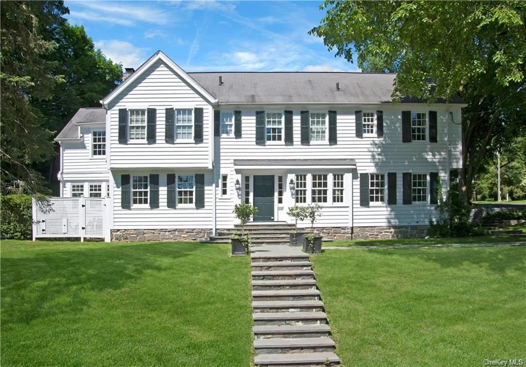400 N  Maple Ave, Greenwich, CT 06830
