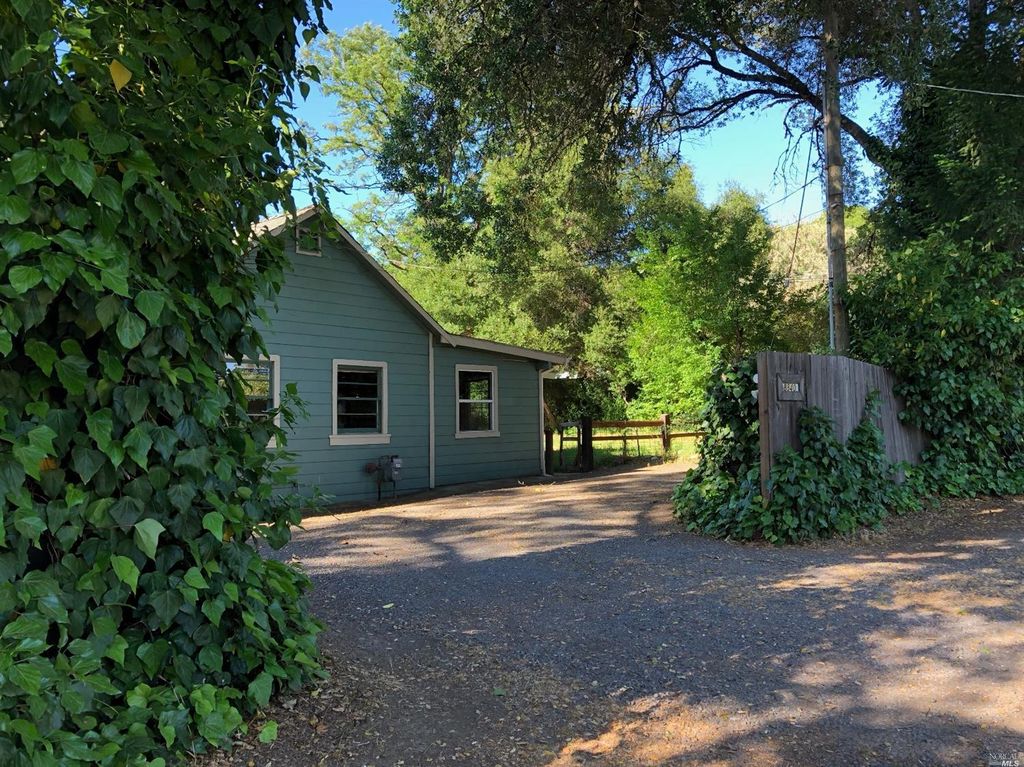 8840 East Rd, Redwood Valley, CA 2 Bed, 2 Bath SingleFamily Home