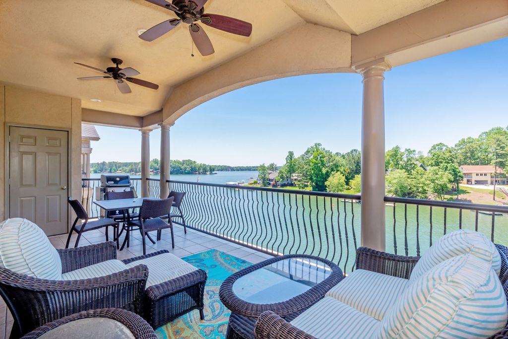 390 Marina Point Rd D405, Dadeville, AL 3 Bed, 3 Bath Condo 44