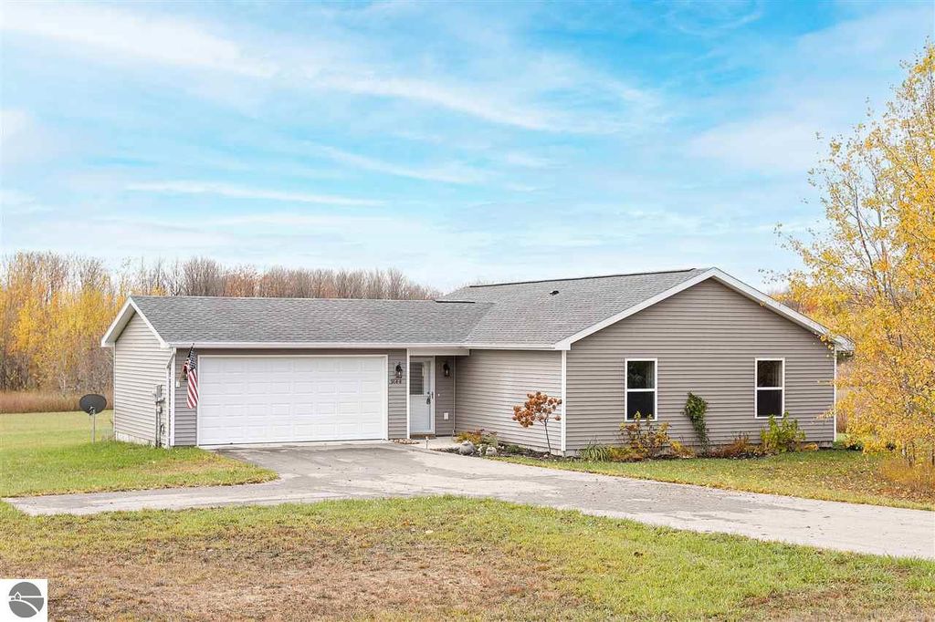 9144 Kingsfield Dr, Kingsley, MI 49649 Trulia