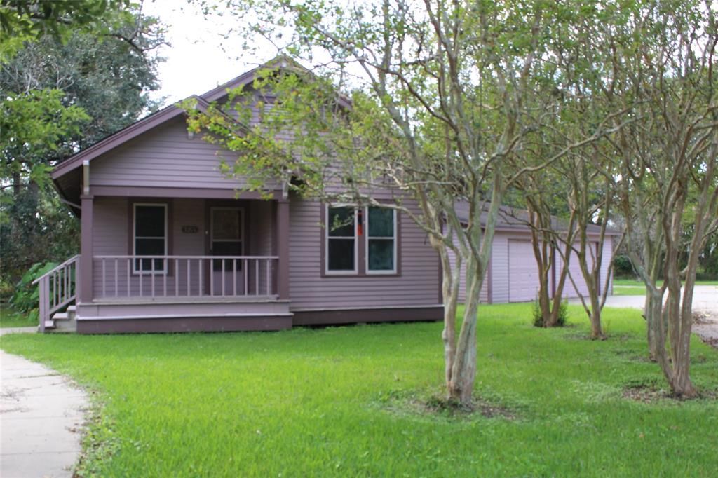 3204 Bucks Bayou Rd, Bay City, TX 77414
