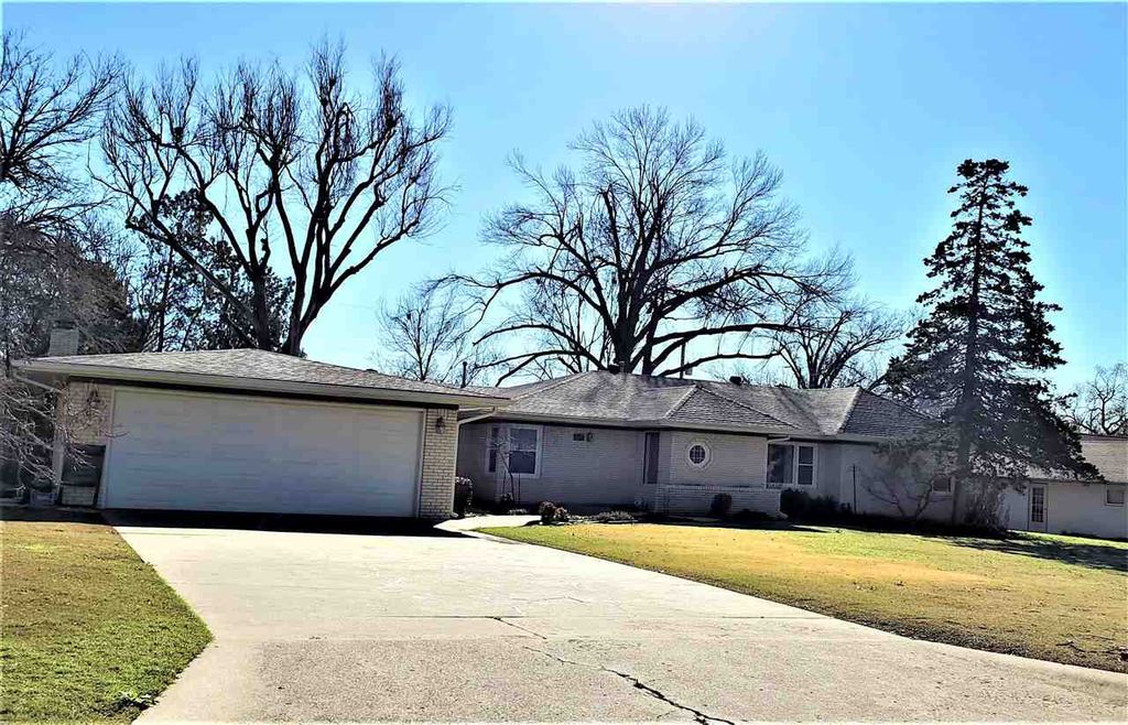 127 Fairview Ave, Ponca City, OK 74601 Trulia