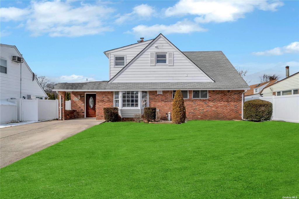 6 Link Lane, Hicksville, NY 11801 MLS 3533420 Trulia