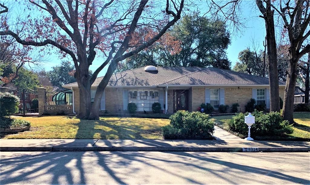 6914 Roundrock Rd, Dallas, TX 75248