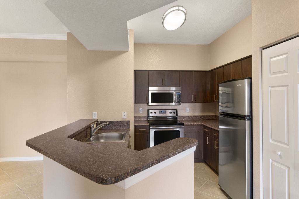 11338 SW 45th Pl, Hollywood, FL 33025