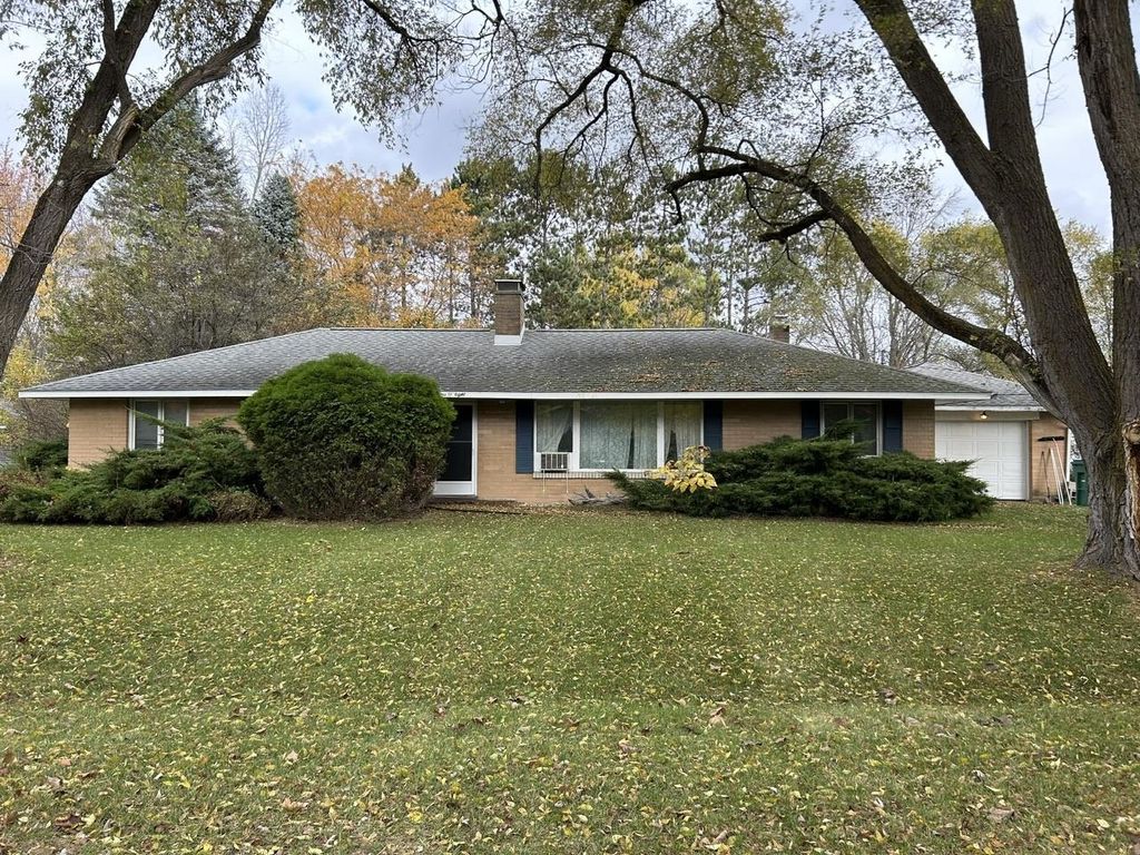 108 W 7th St, Gladwin, MI 48624 Trulia