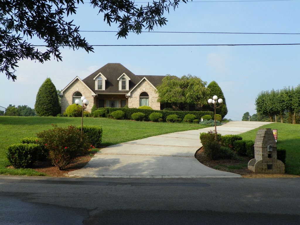 Homes For Sale In White County Tn / Dnjsjvhfumfn2m : Check spelling or type a new query.