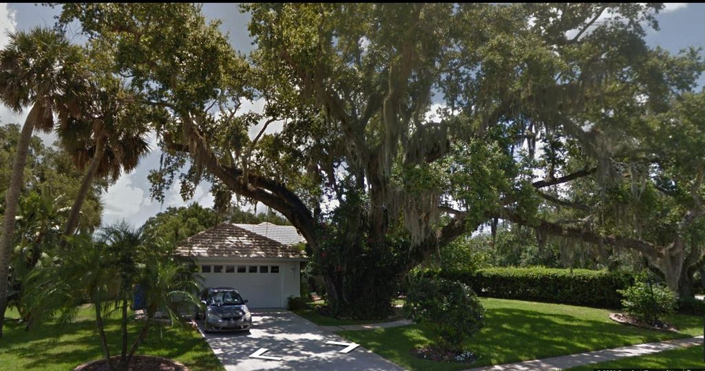 400 46th Ct, Vero Beach, FL 32968