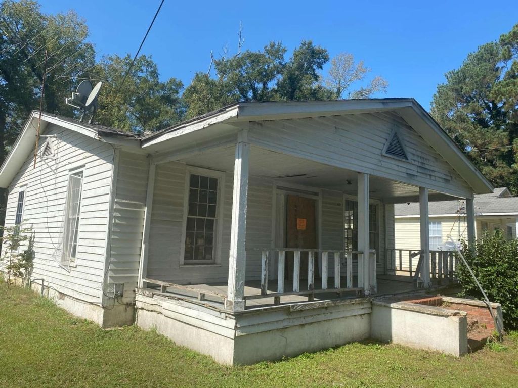 439 Bussey Ave, Thomson, GA 30824 2 Bed, 1 Bath SingleFamily Home