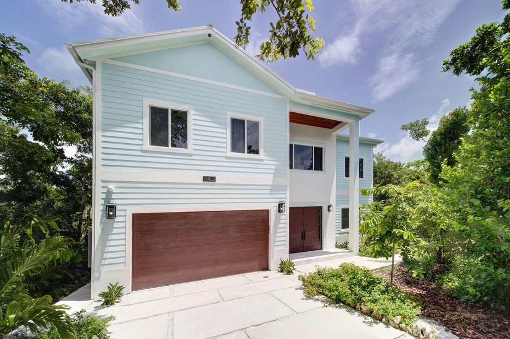 2 Flamingo Hammock Rd, Islamorada, FL 33036