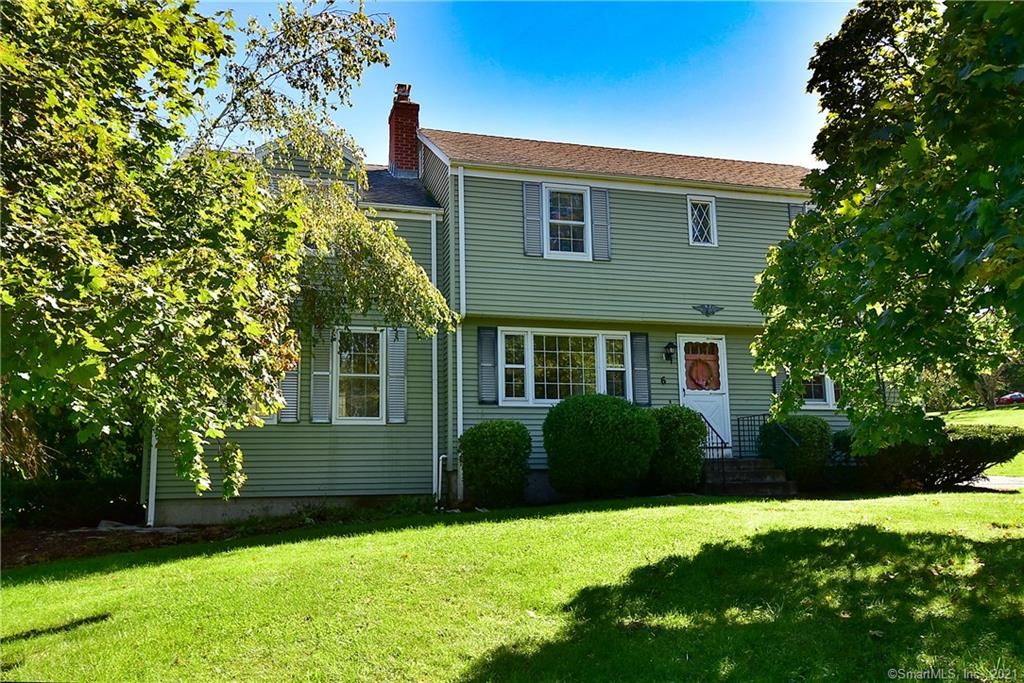 6 Gail Dr, Ellington, CT 06029