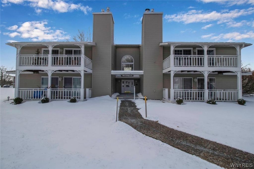 1280 Youngs Rd, Buffalo, NY 14221