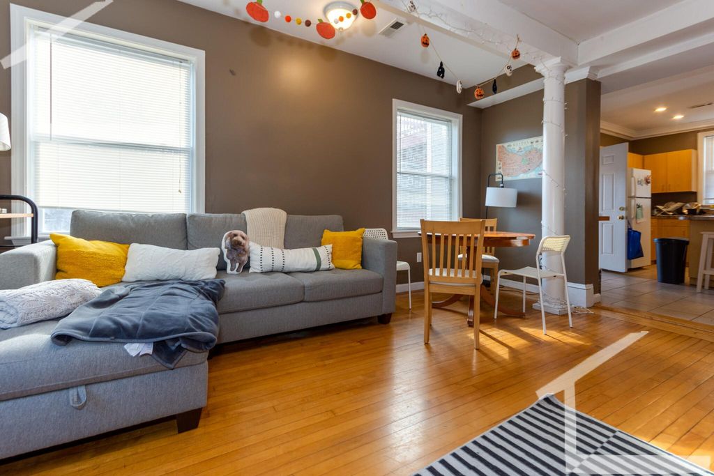 16 Farrington Ave #2, Boston, MA 02134