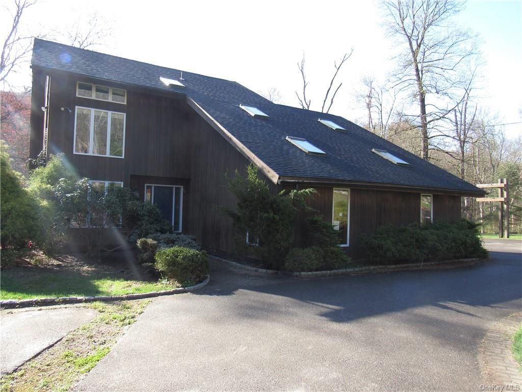 472 Sprout Brook Road, Garrison, NY 10524