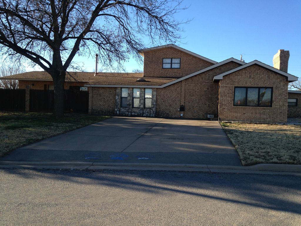 611 Avenue J NW, Childress, TX 79201 Trulia