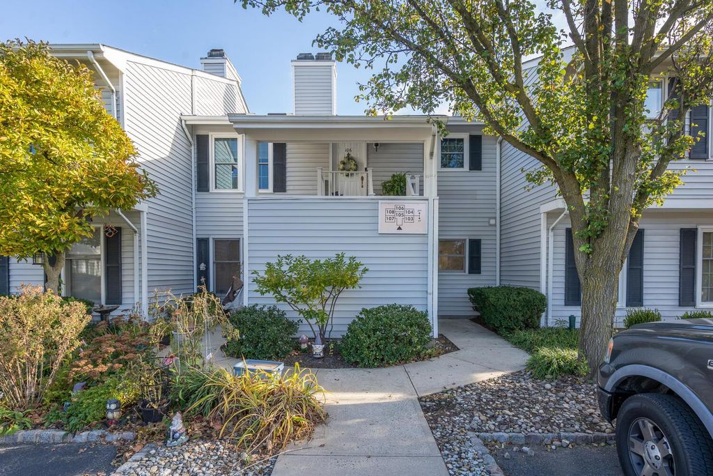 105 Huckleberry Ct 105, Three Bridges, NJ 08887 Trulia