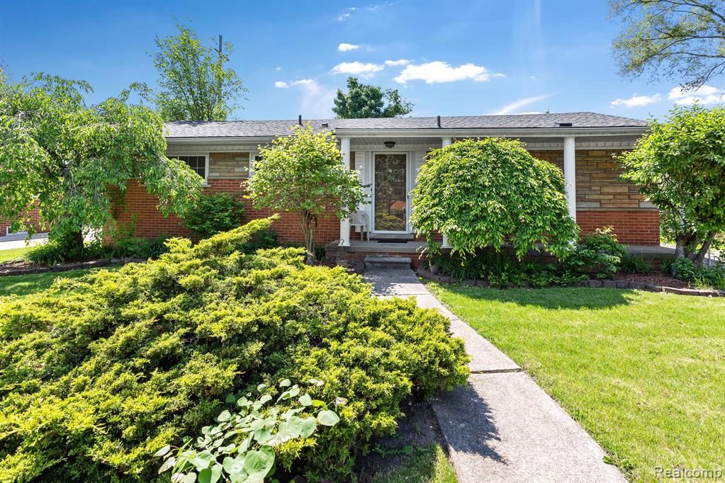 6551 Shadowlawn St, Dearborn Heights, MI 48127 Trulia