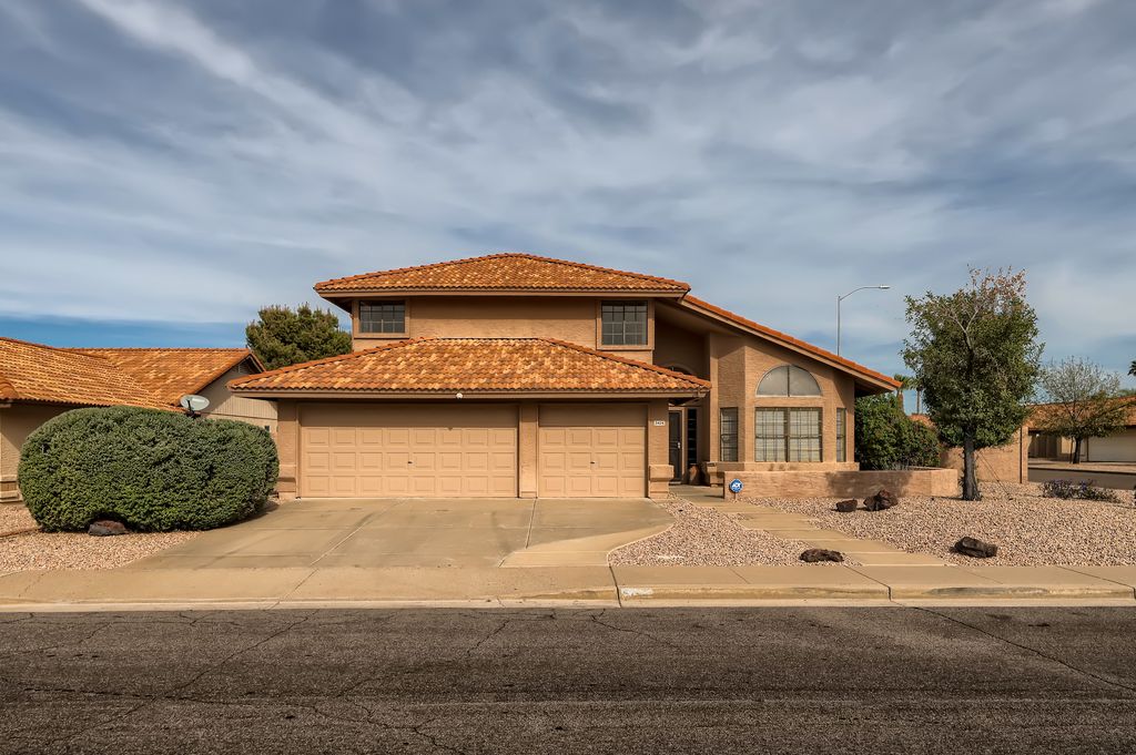 5424 E Ellis St, Mesa, AZ 85205
