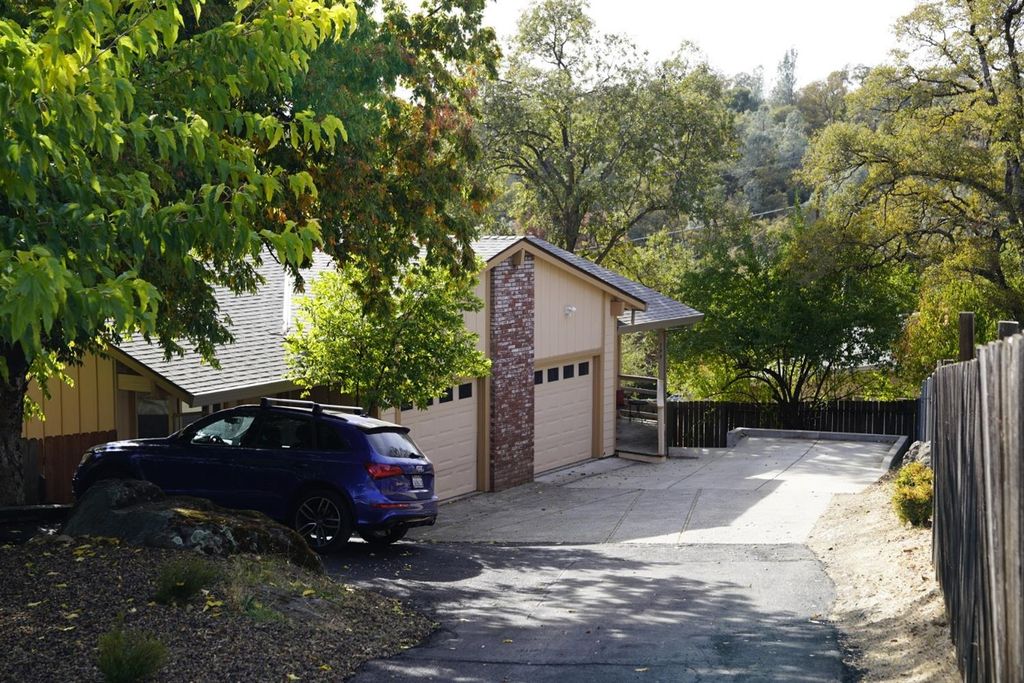 197 E Hillcrest Dr, Auburn, CA 95603 Trulia