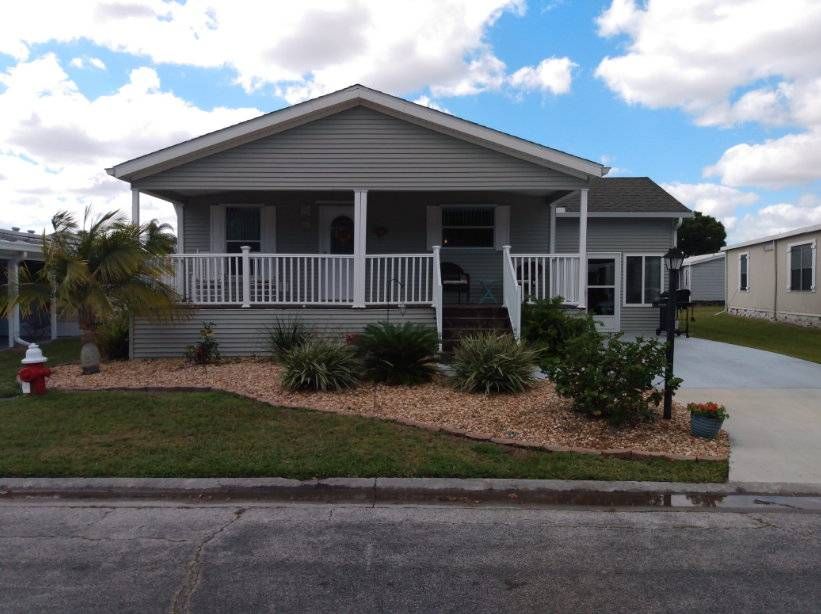 8775 20th St #449, Vero Beach, FL 32966