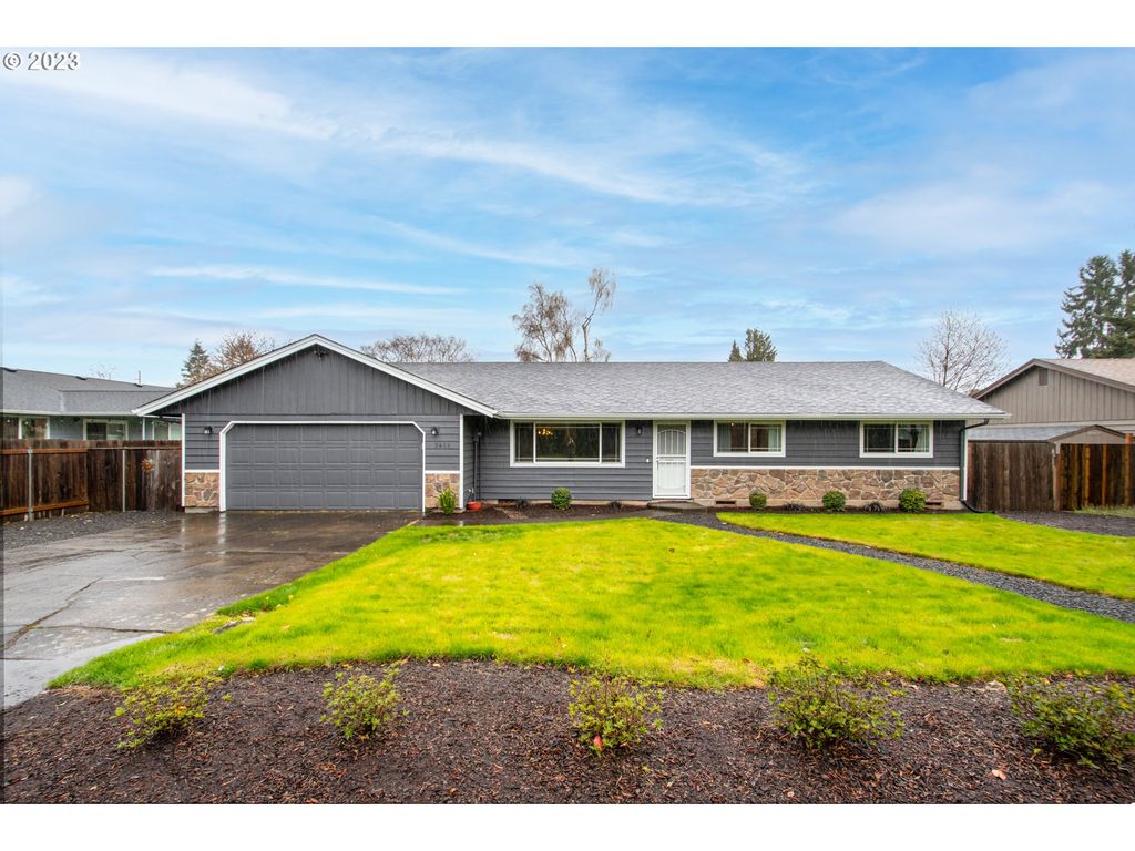 3406 NW 119th St, Vancouver, WA 98685