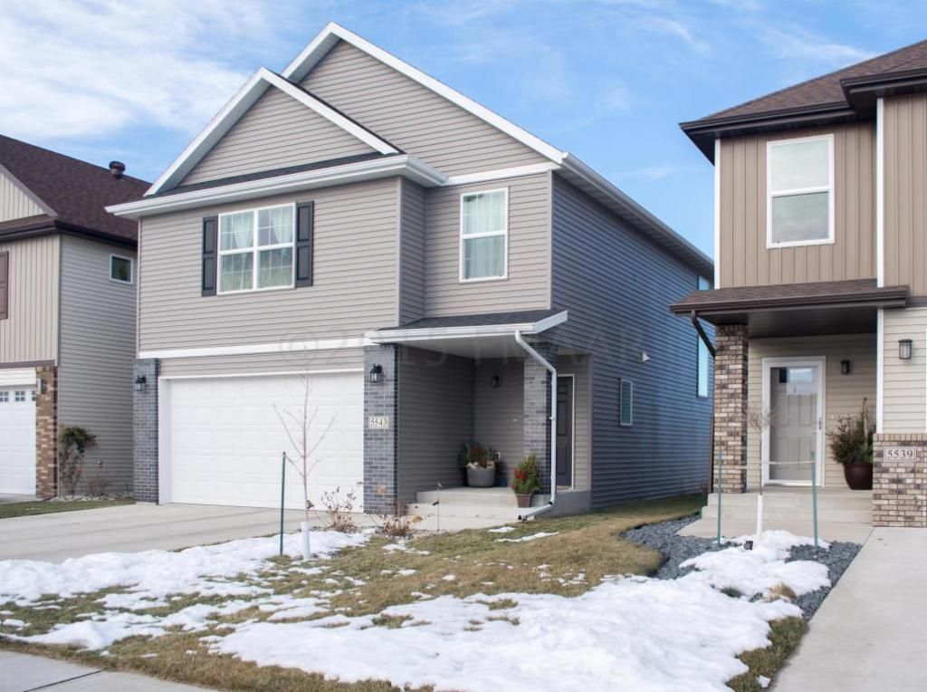 5543 Tuscan Ct S, Fargo, ND 58104