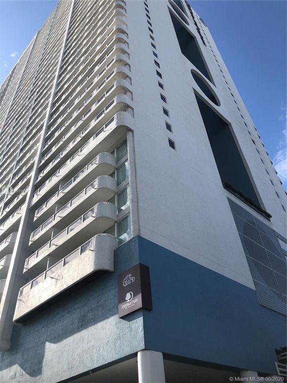 1717 N Bayshore Dr #A-2455, Miami, FL 33132