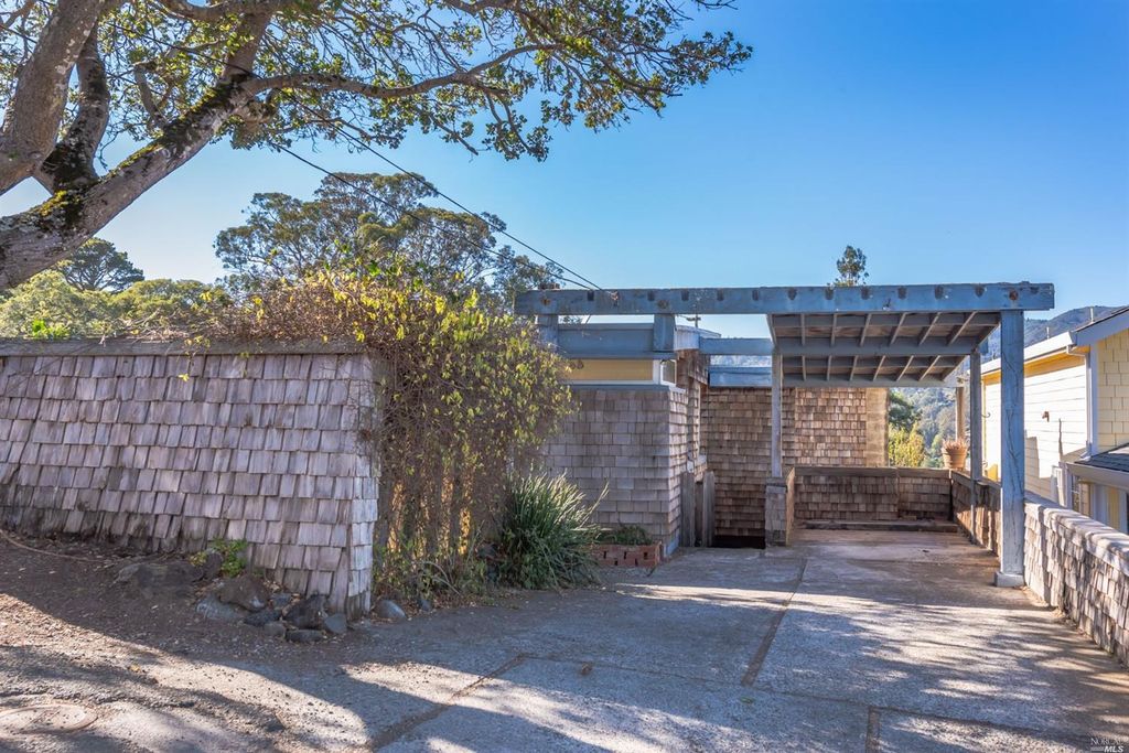 17 Midway Ave, Mill Valley, CA 94941