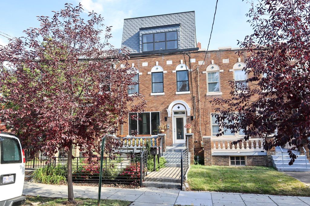 4317 15th St NW #B, Washington, DC 20011