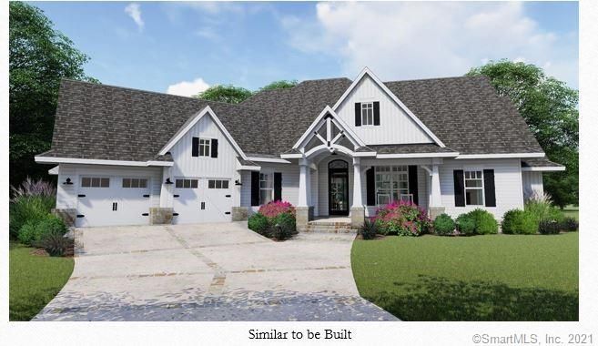 200 Edgewater Cir, East Hampton, CT 06424