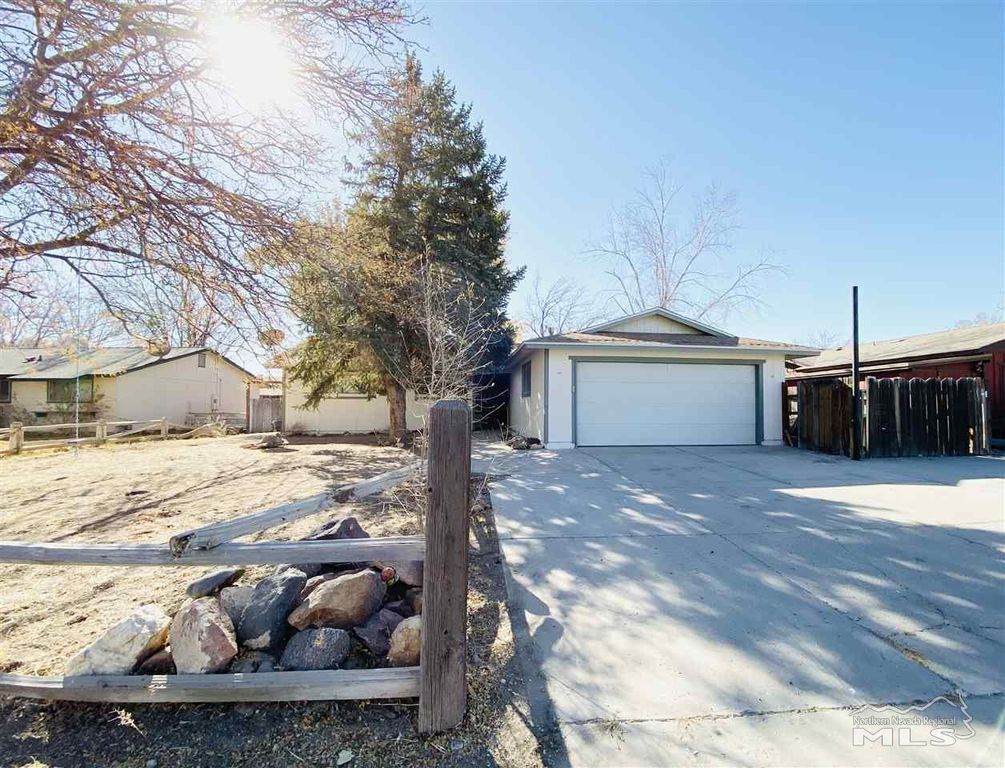 385 Shadow Ln, Fernley, NV 89408 Trulia