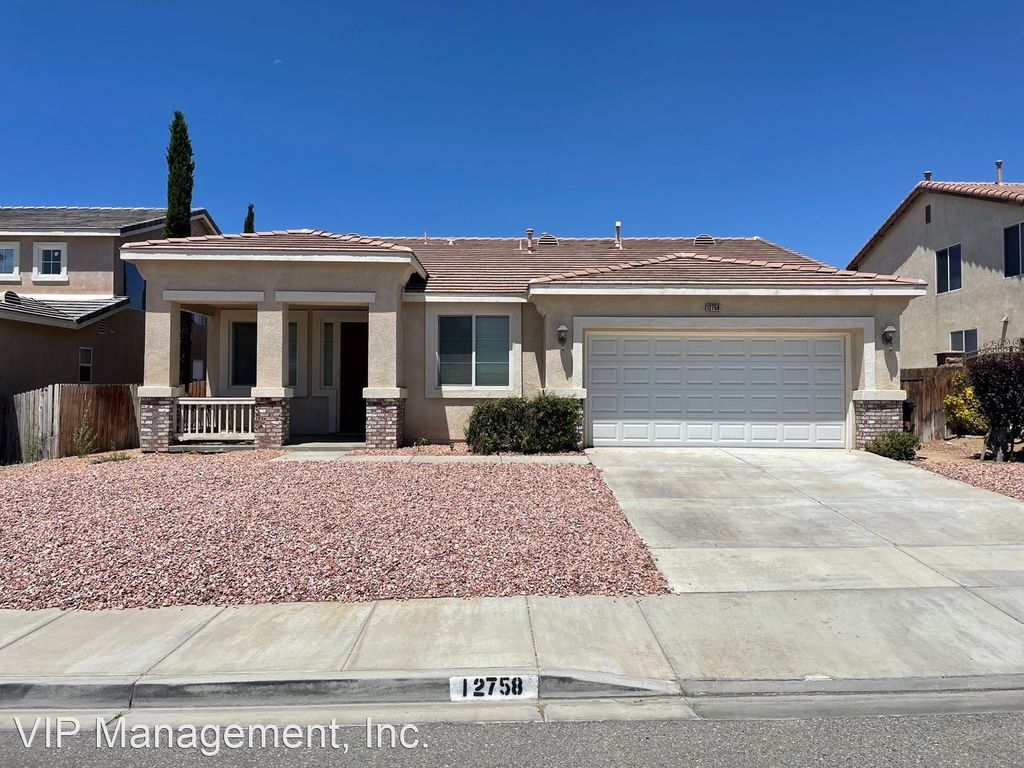 12758 High Vista St, Victorville, CA 92395