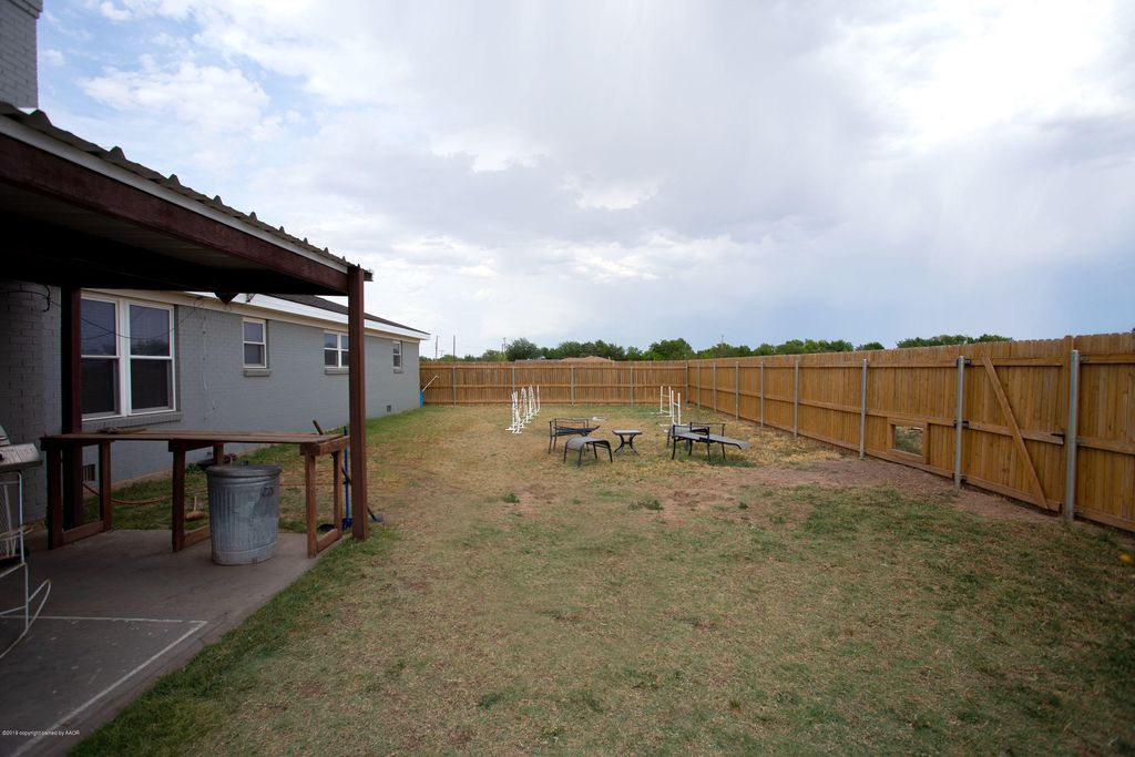 8295 W McCormick Rd, Amarillo, TX 3 Bed, 3 Bath SingleFamily Home