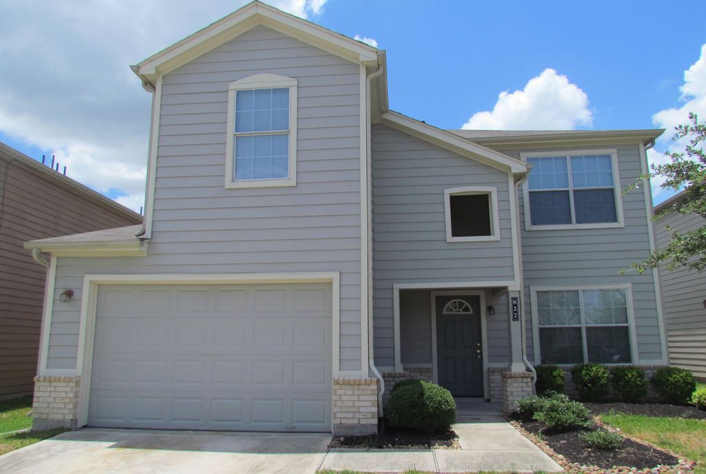 827 Grand Plains Dr, Houston, TX 77090