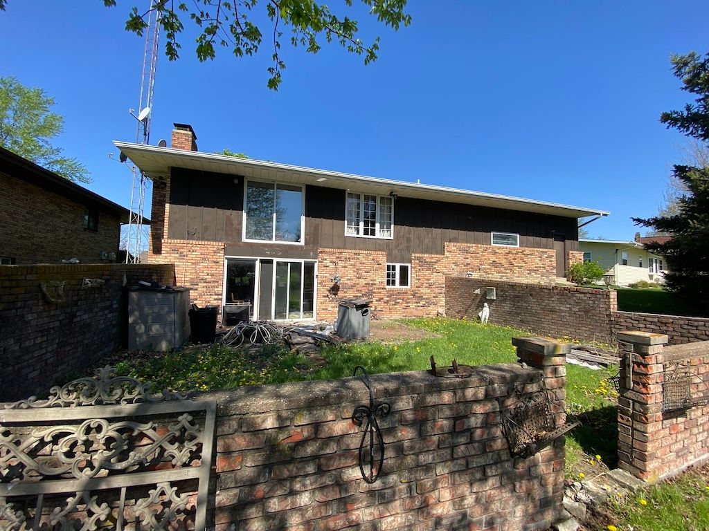 116 W  Hislop Dr, Cissna Park, IL 60924