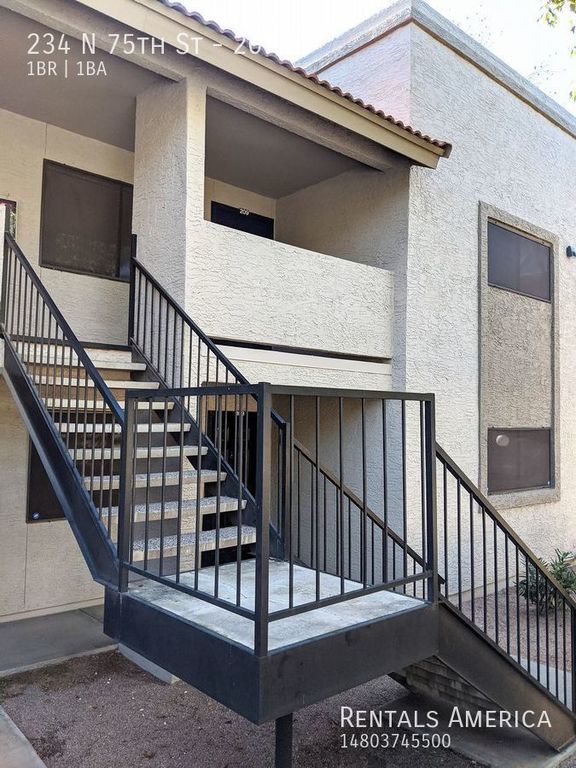 234 N 75th St #209, Mesa, AZ 85207