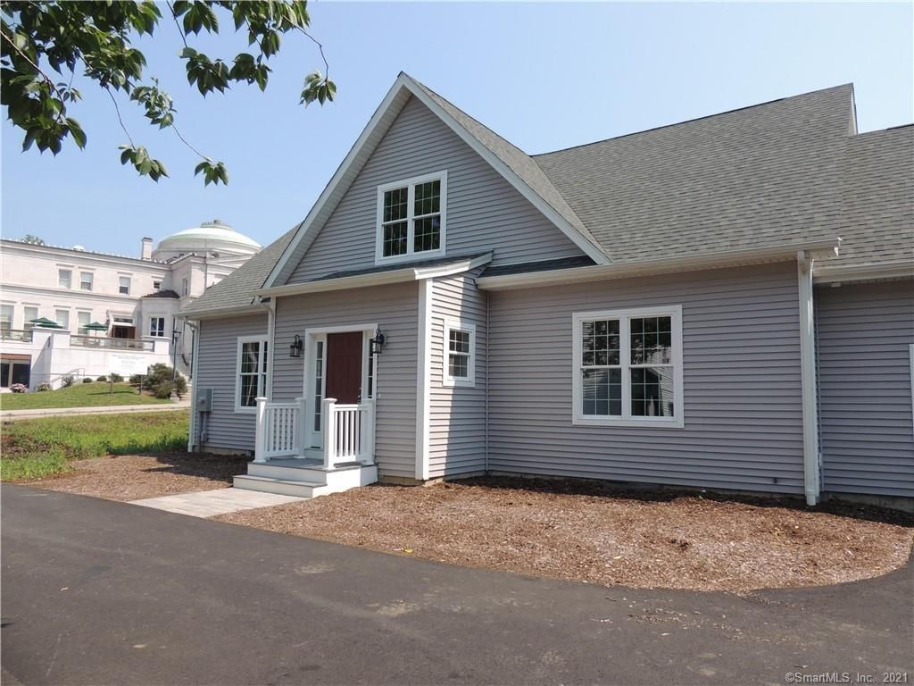 10 Cedar St, Branford, CT 06405