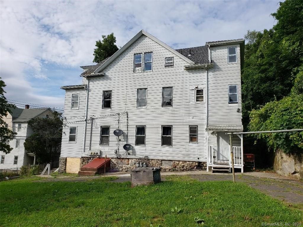 234 N Walnut St, Waterbury, CT 06704